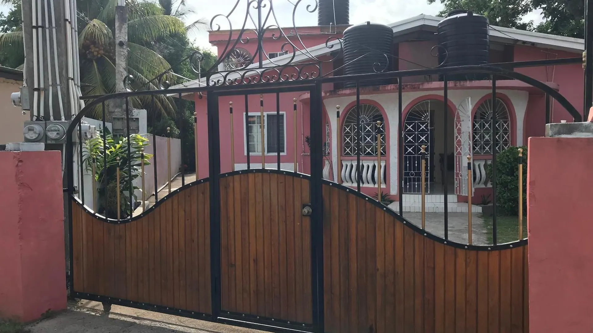 Studio In The Hills Of Ocho Rios Apartman 0*,  Jamaica